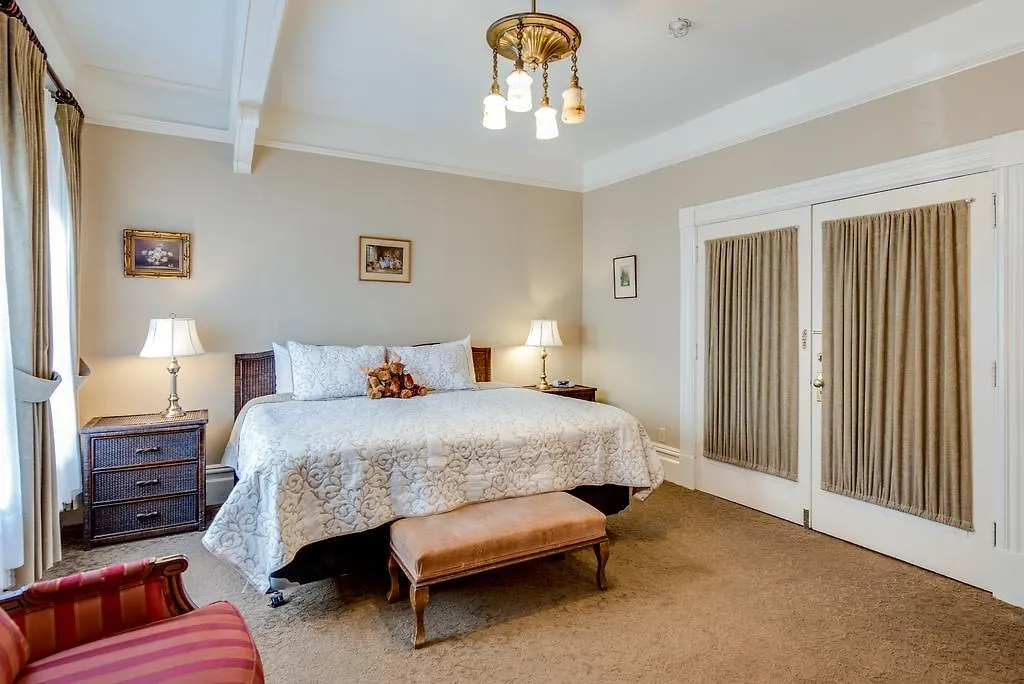 O Canada House Bed & Breakfast Vancouver